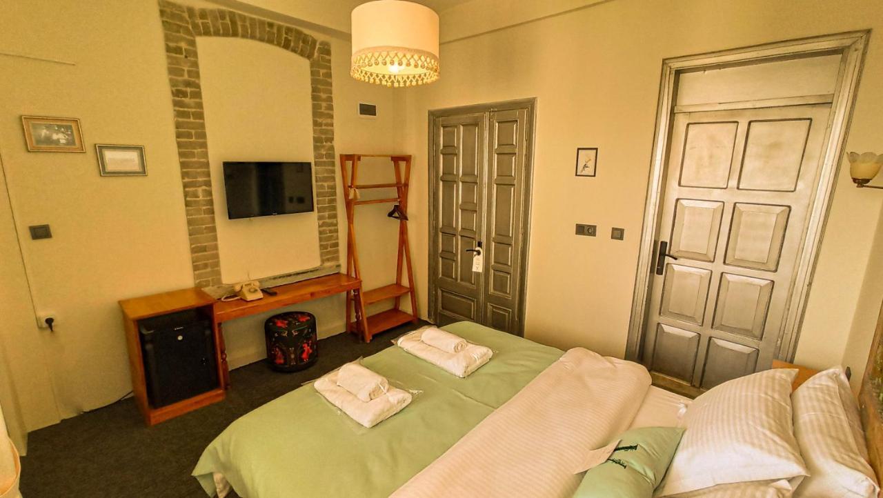 Variante Hotel Izmir Bagian luar foto