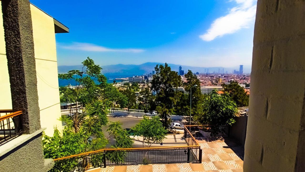 Variante Hotel Izmir Bagian luar foto